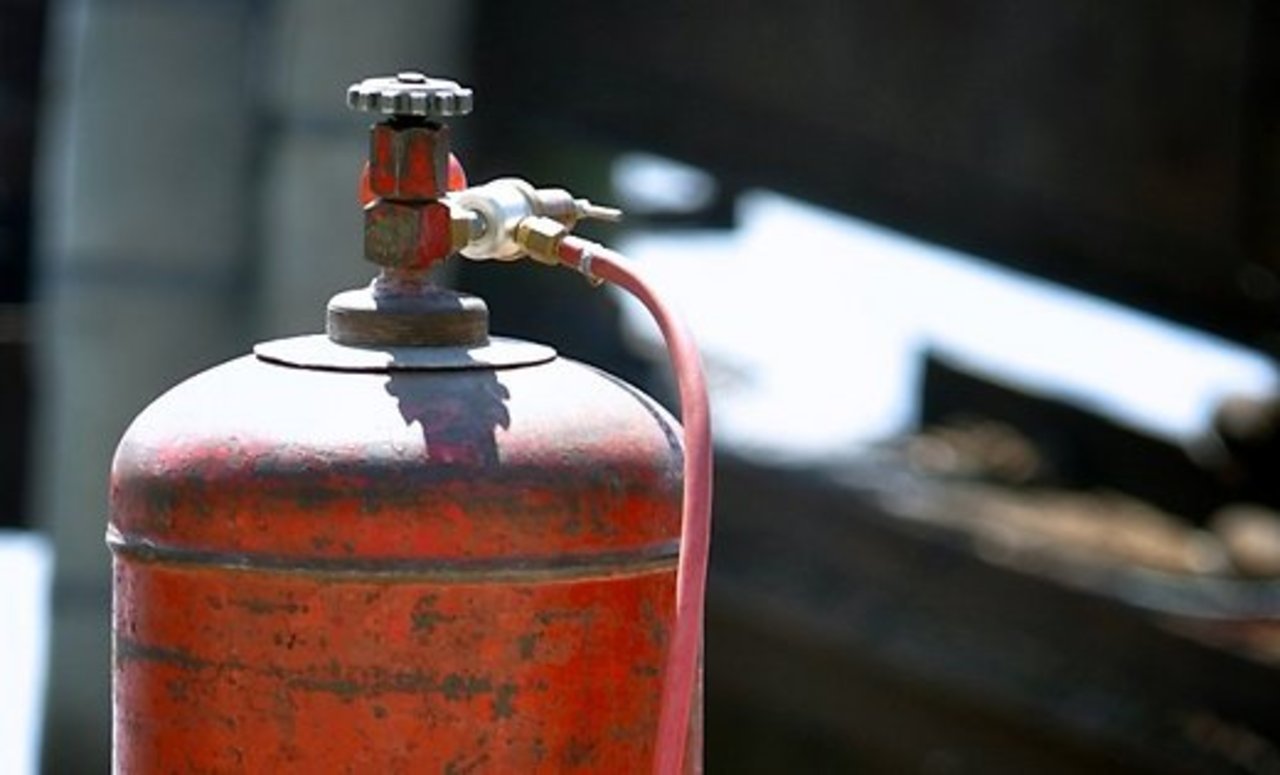 В Омской области 80 % газовых баллонов устарели В Омской области 80 % газовых баллонов устарели